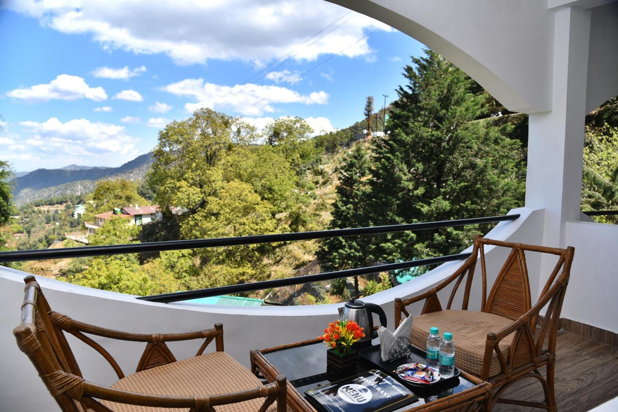 Kumaon Roop Resort Near Kainchi Dham Nainital Exterior foto