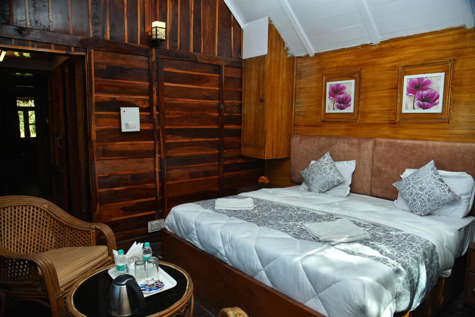 Kumaon Roop Resort Near Kainchi Dham Nainital Exterior foto