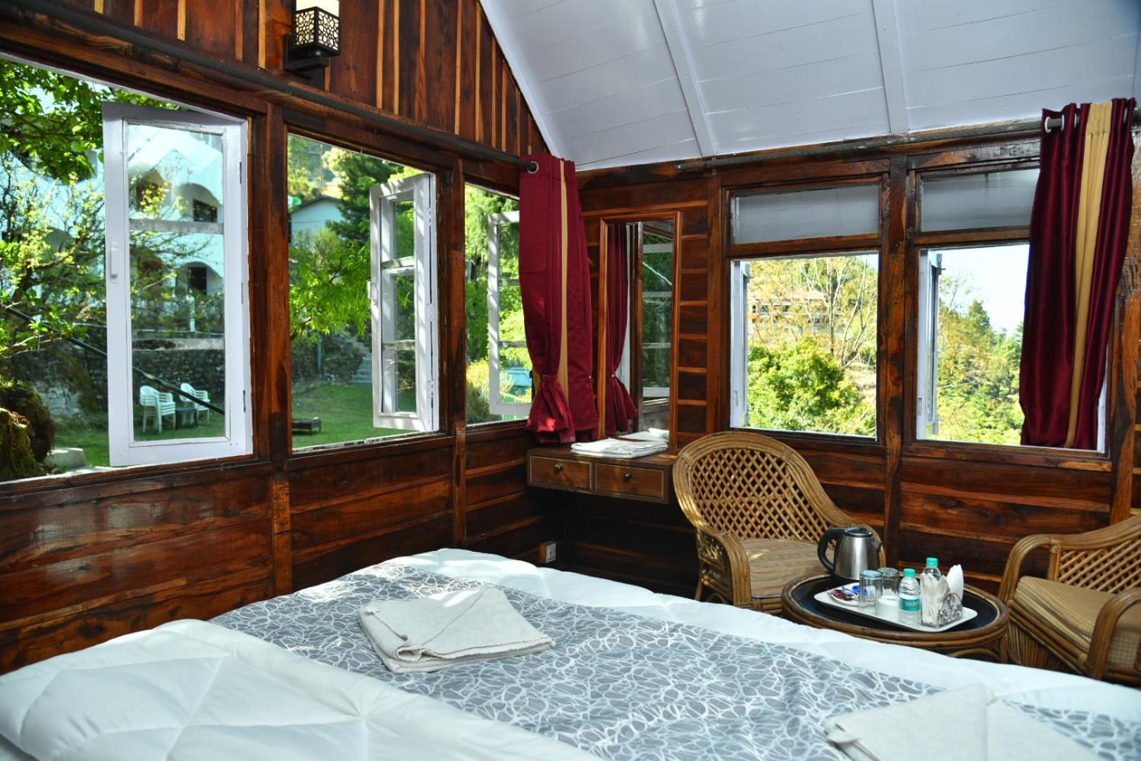 Kumaon Roop Resort Near Kainchi Dham Nainital Exterior foto